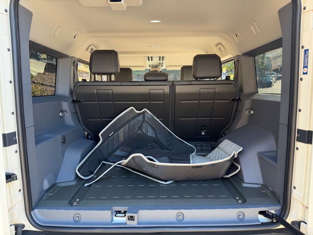 Used 2024 INEOS Grenadier Fieldmaster Edition image 30