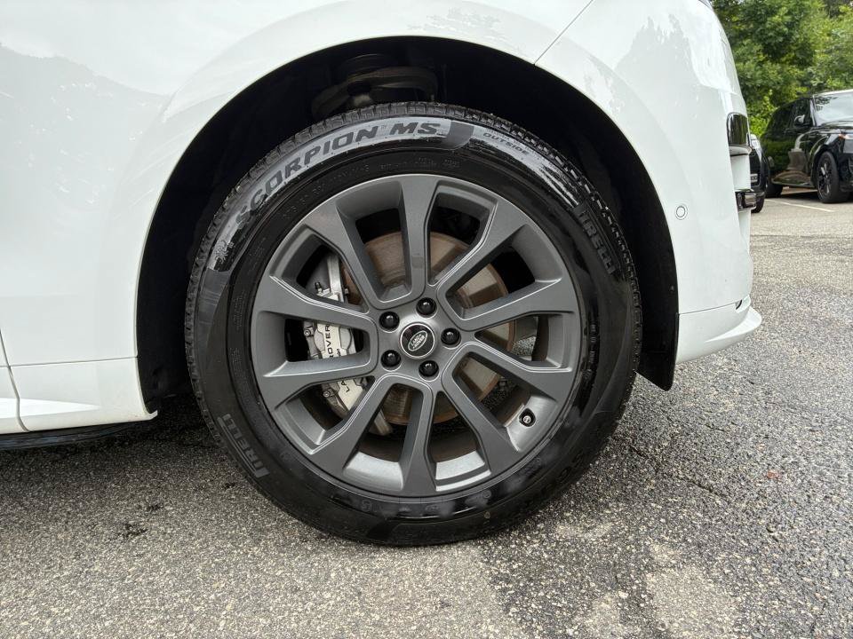 Certified 2025 Land Rover Range Rover Sport Dynamic SE AWD/4WD image 25