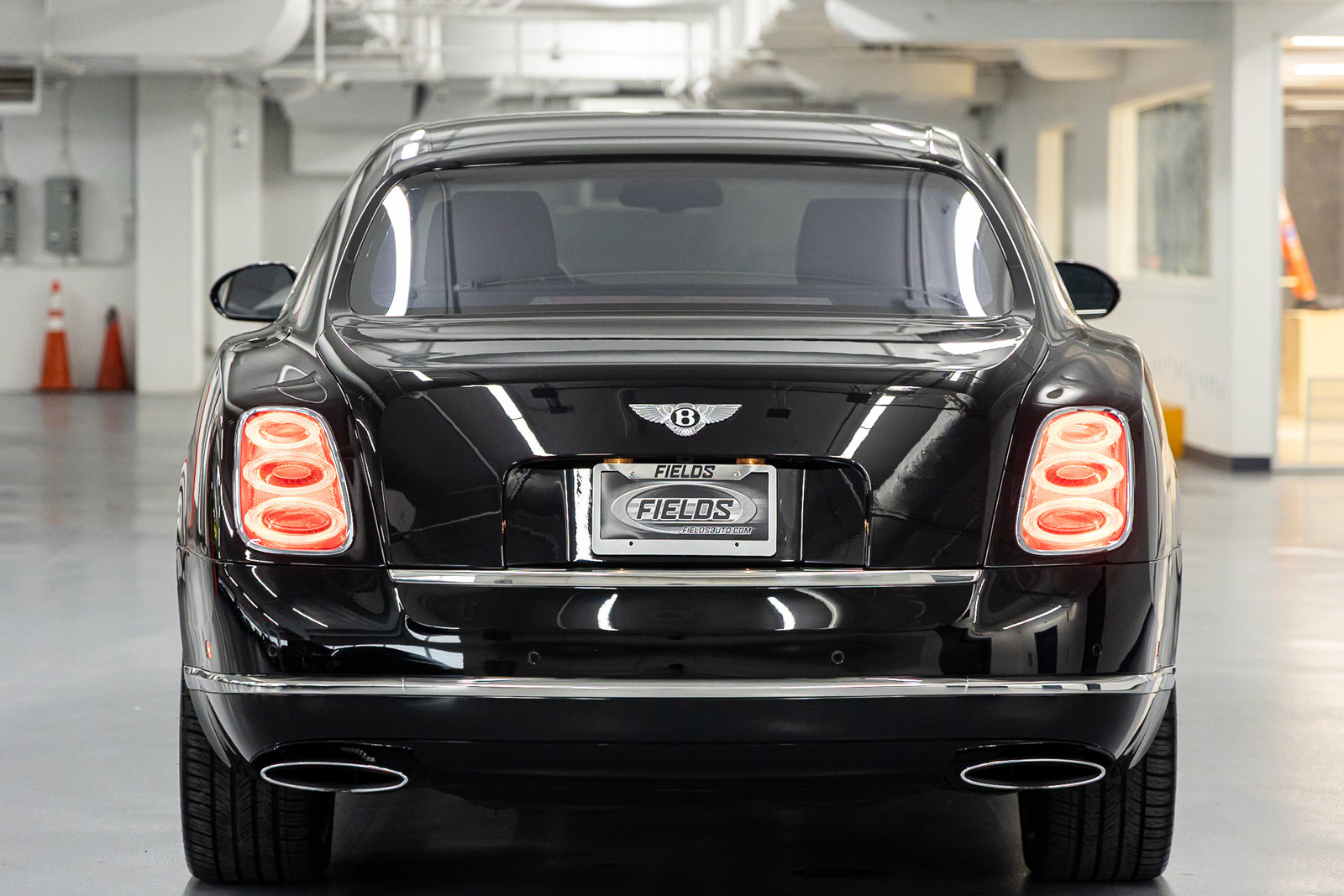 Used 2016 Bentley Mulsanne RWD image 4