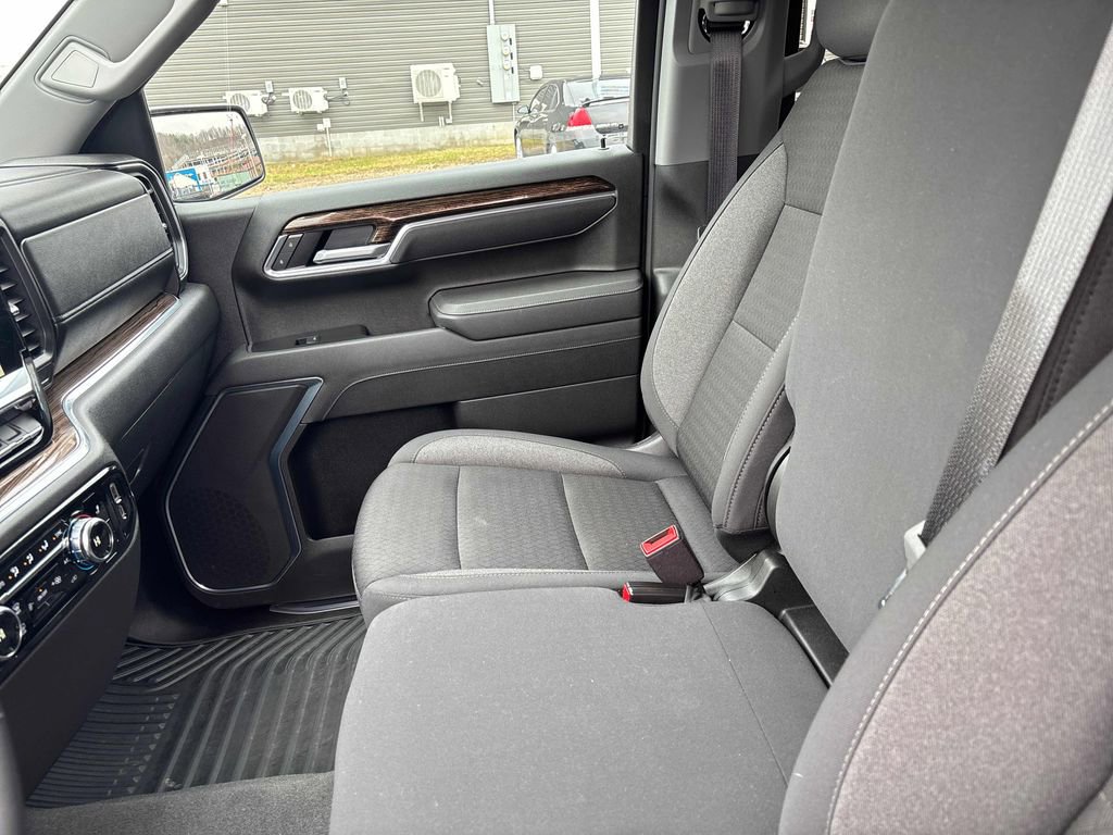Used 2025 GMC Sierra 1500 Elevation image 20