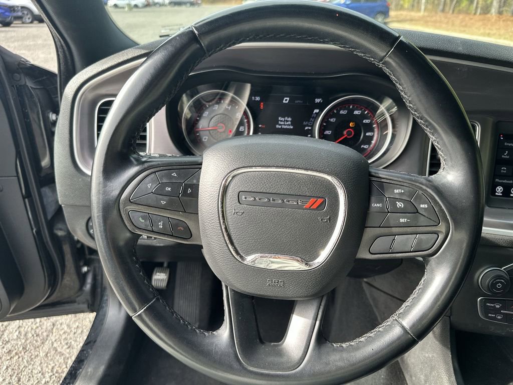 Used 2022 Dodge Charger SXT image 11