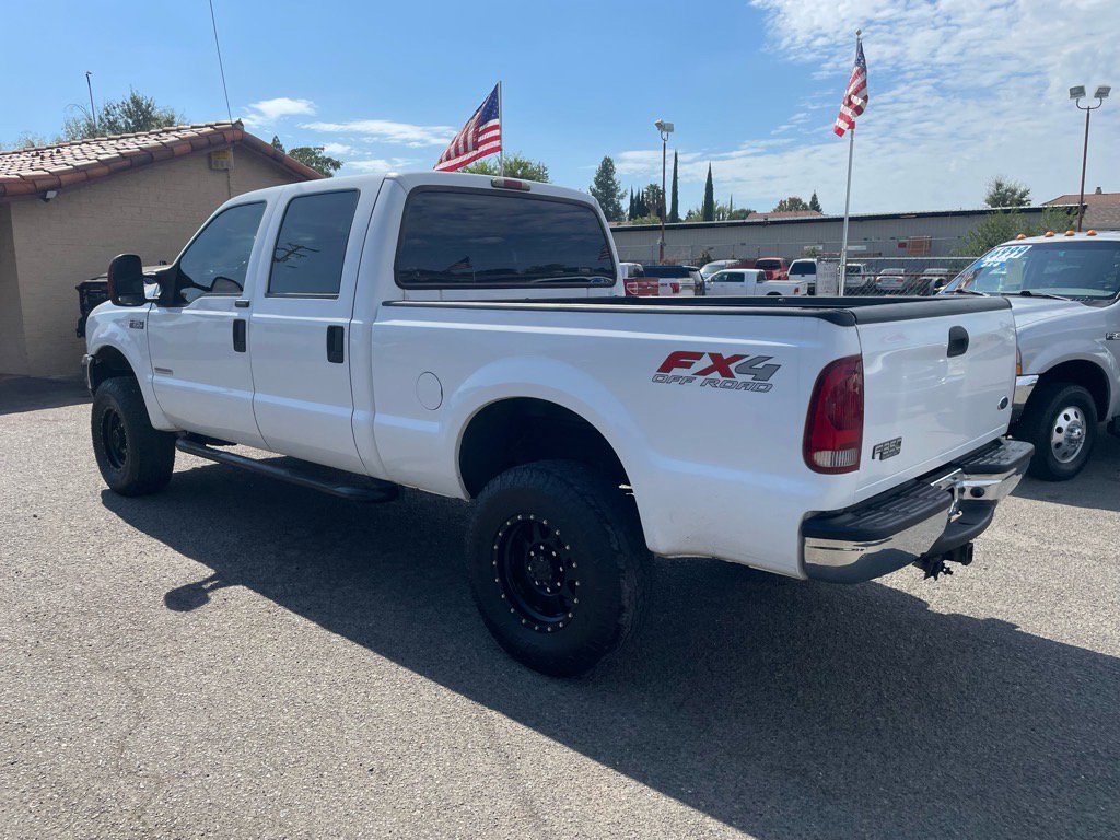 Used 2004 Ford F350 XLT image 3