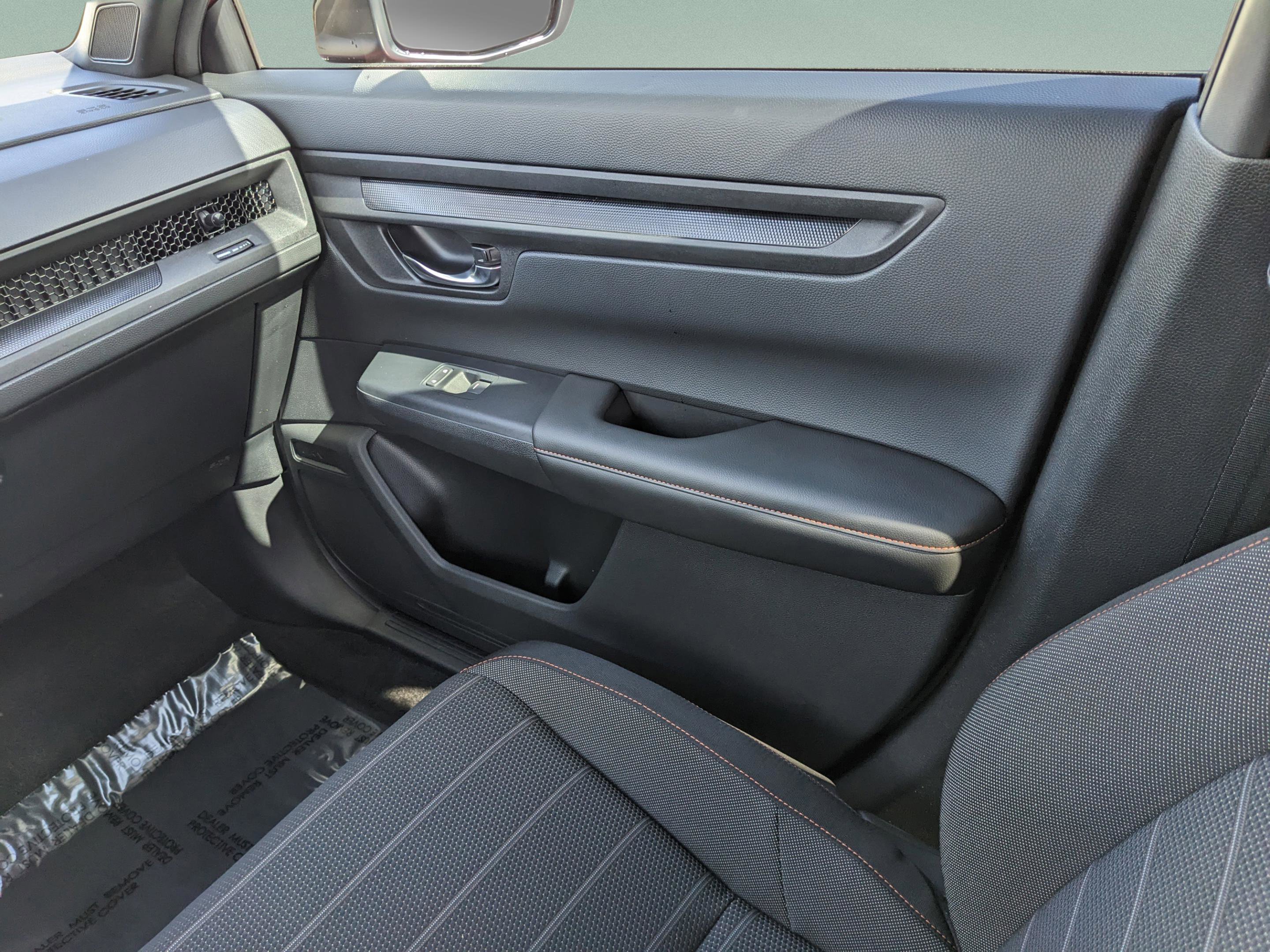 Used 2025 Honda CR-V Sport image 21