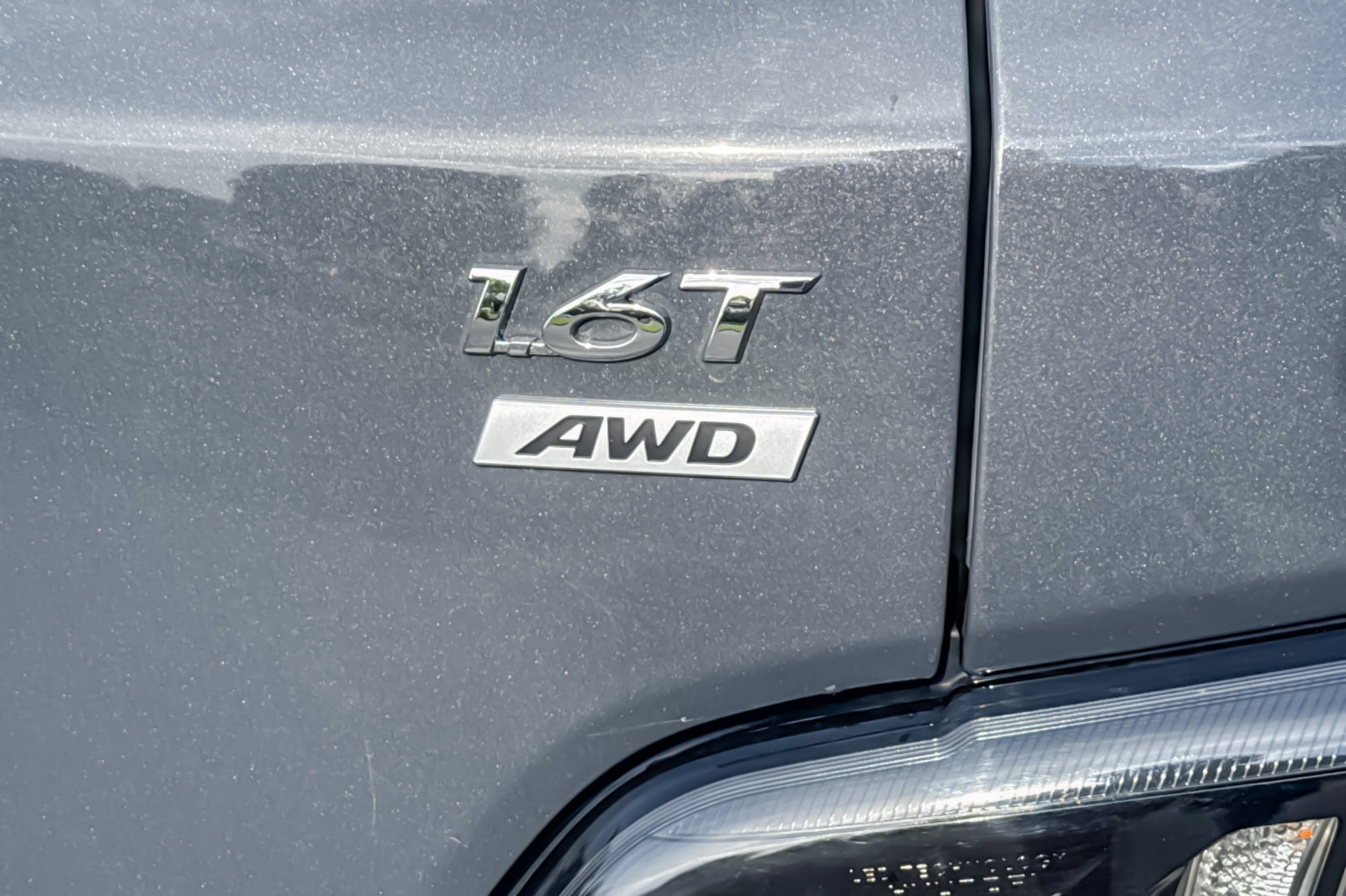Used 2023 Hyundai Kona Limited AWD/4WD image 40