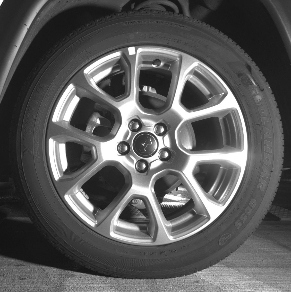 Used 2025 Jeep Compass Limited image 14