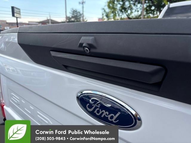 Used 2017 Ford F350 Lariat w/ Lariat Value Package AWD/4WD image 11