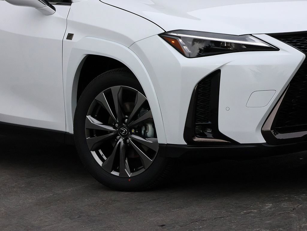 New 2026 Lexus UX 300h AWD image 3