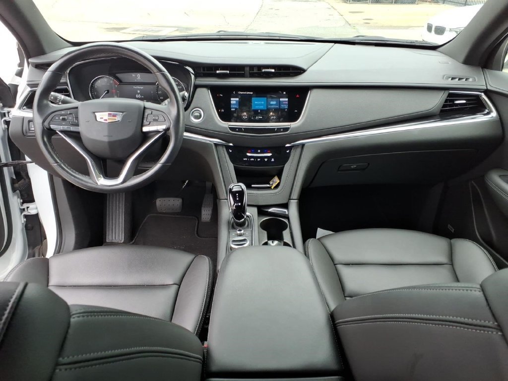 Used 2023 Cadillac XT6 Luxury AWD/4WD image 19