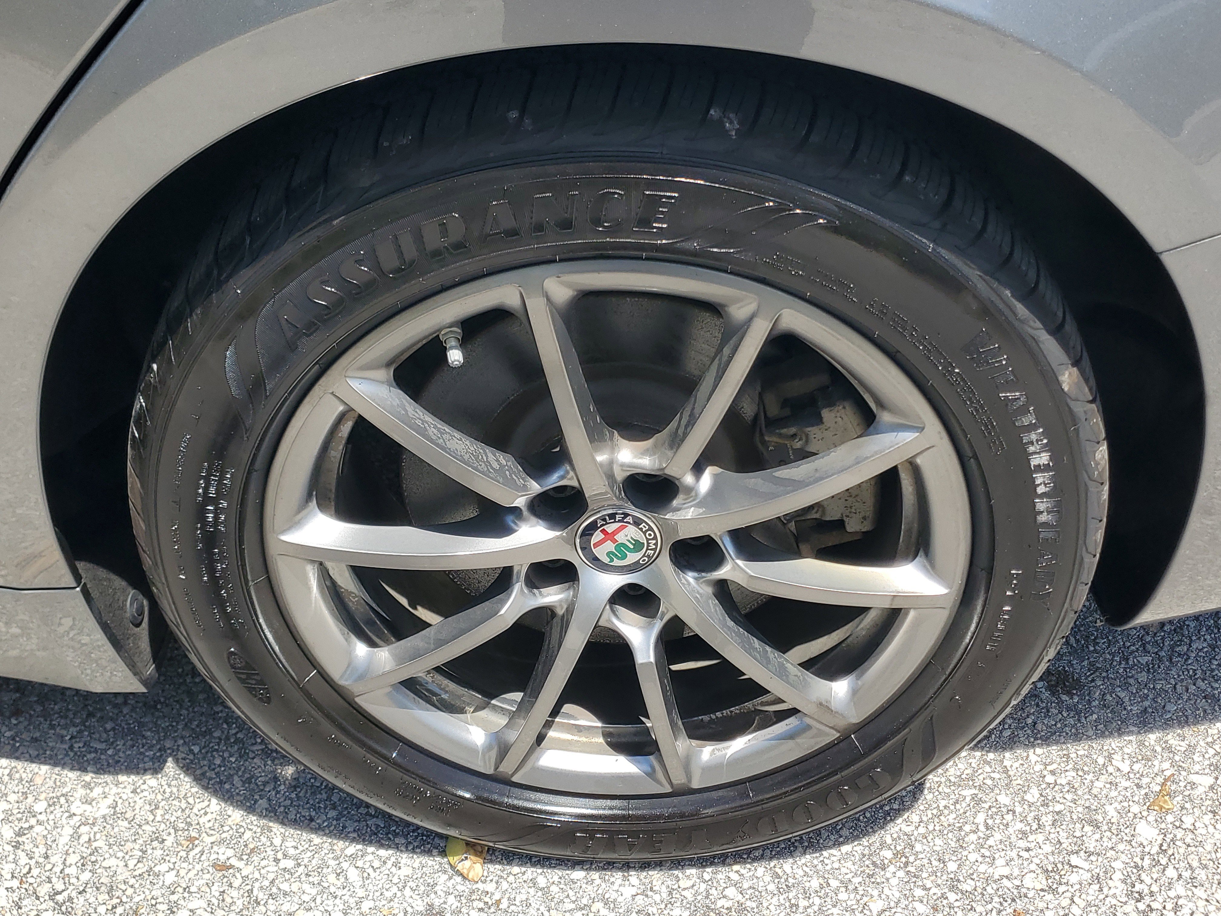 Used 2018 Alfa Romeo Giulia RWD image 7
