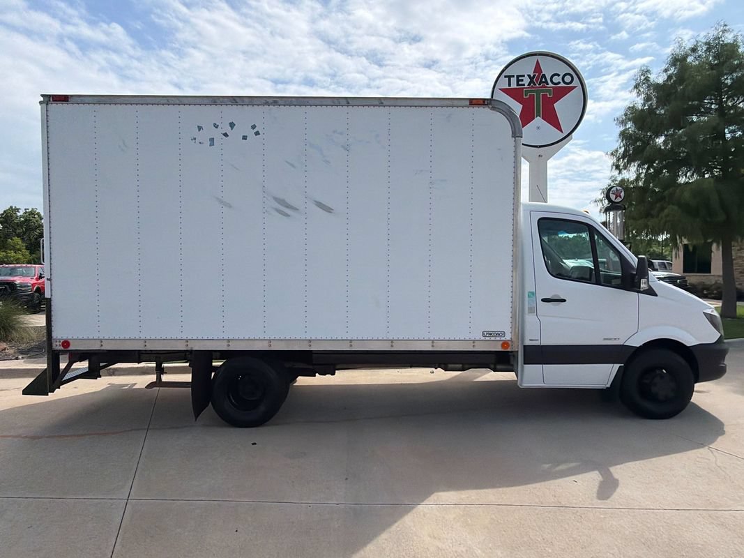 Used 2015 Mercedes-Benz Sprinter 3500 image 9
