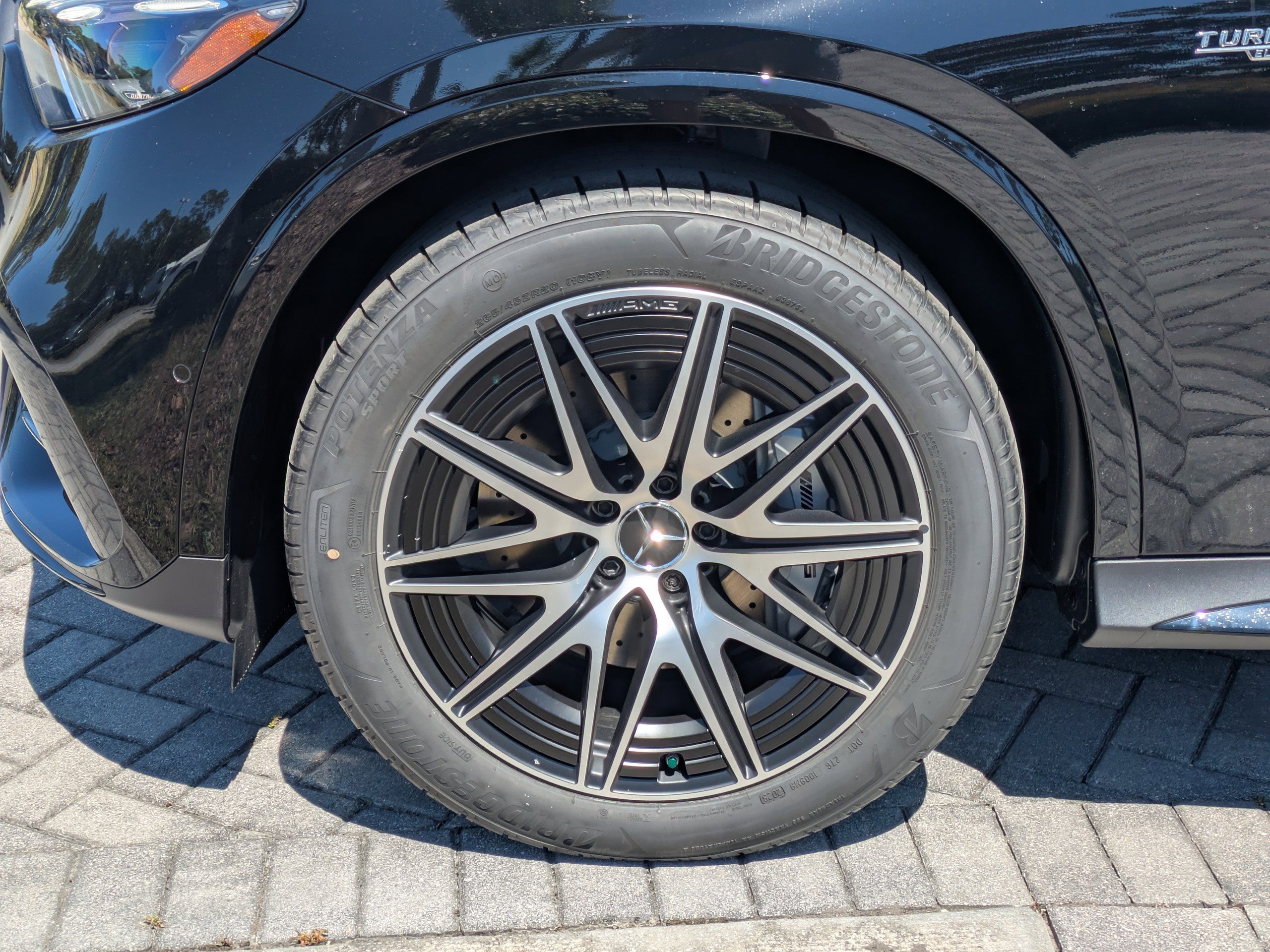 New 2026 Mercedes-Benz GLC 43 AMG 4MATIC Coupe image 10