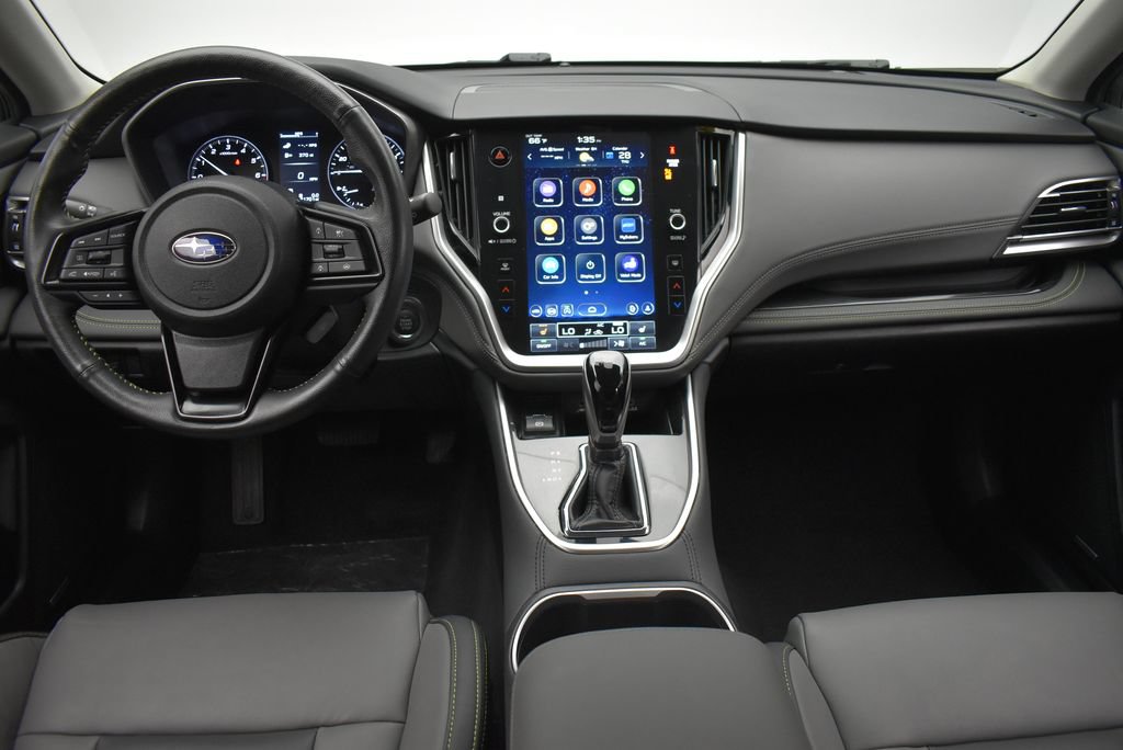 Used 2025 Subaru Outback Onyx Edition AWD/4WD image 27