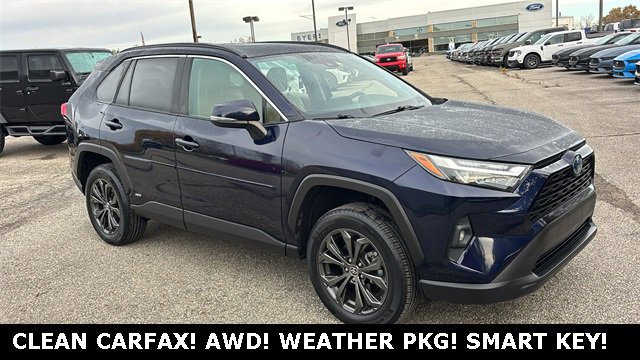 Used 2022 Toyota RAV4 XLE Premium image 27