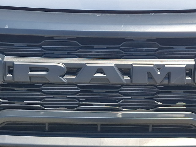 New 2023 RAM ProMaster 3500 w/ Black Appearance Package FWD image 10