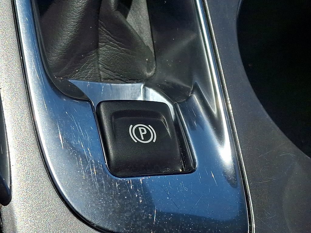 Used 2025 Chevrolet Malibu LT FWD image 22