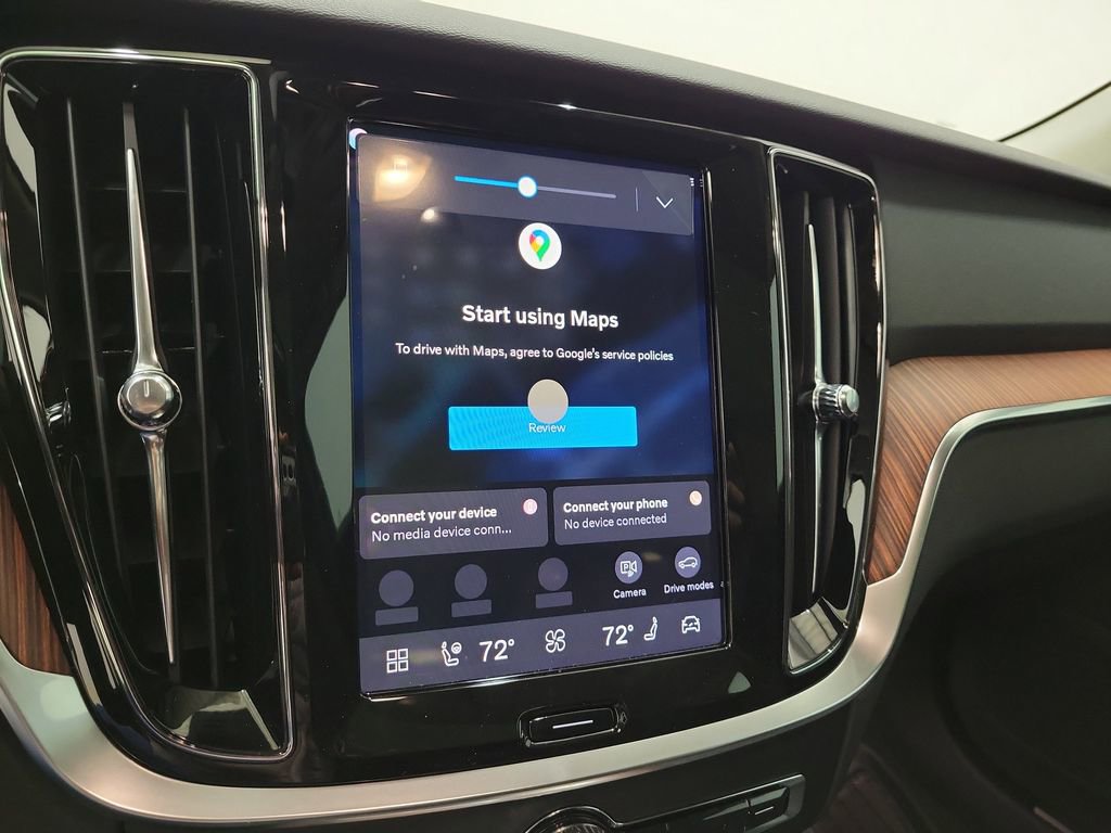 New 2026 Volvo V60 B5 Cross Country Plus w/ Protection Package Premier image 27