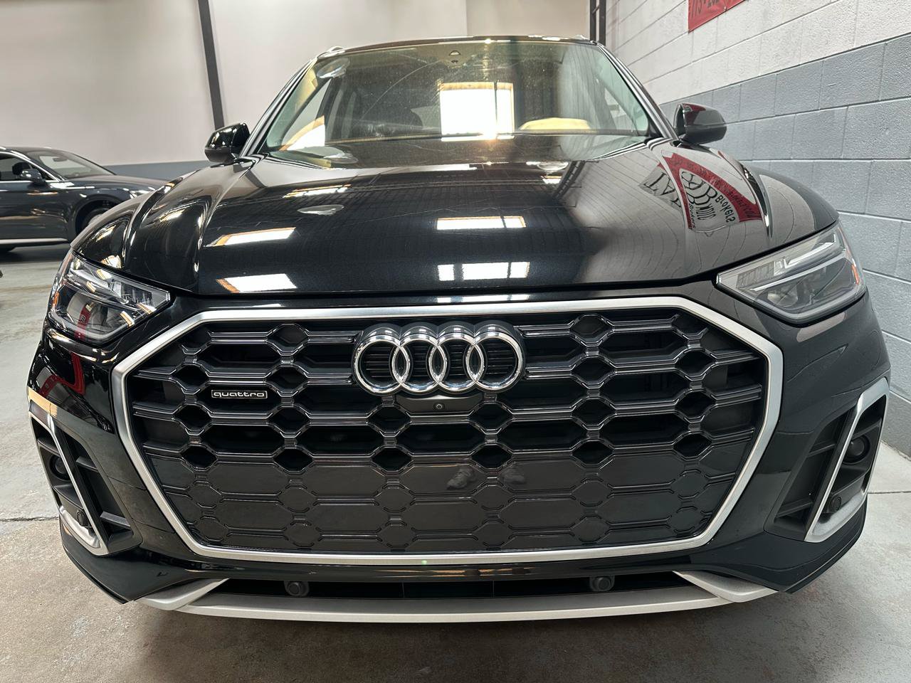 Used 2023 Audi Q5 45 TFSI Premium Plus Sport Uti w/ Premium Plus Package AWD/4WD image 7