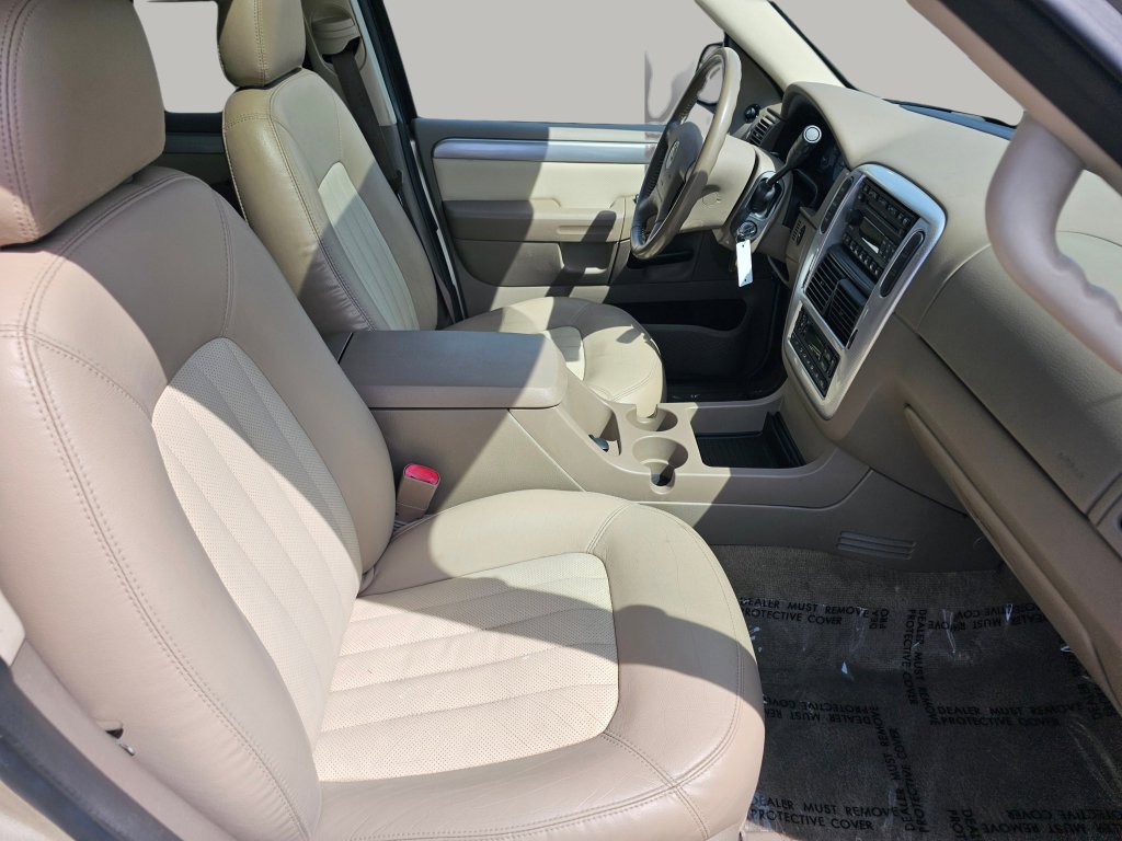 Used 2004 Mercury Mountaineer Premier image 24