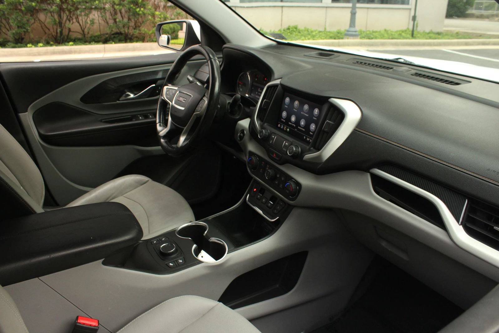 Used 2020 GMC Terrain SLT FWD image 26