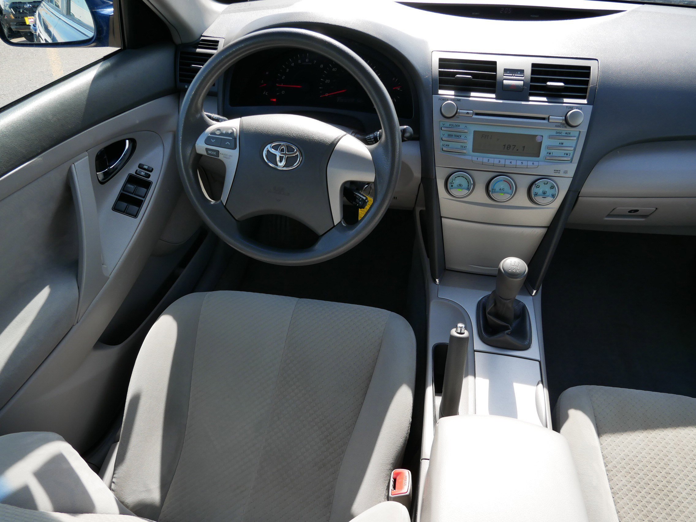 Used 2007 Toyota Camry CE image 9
