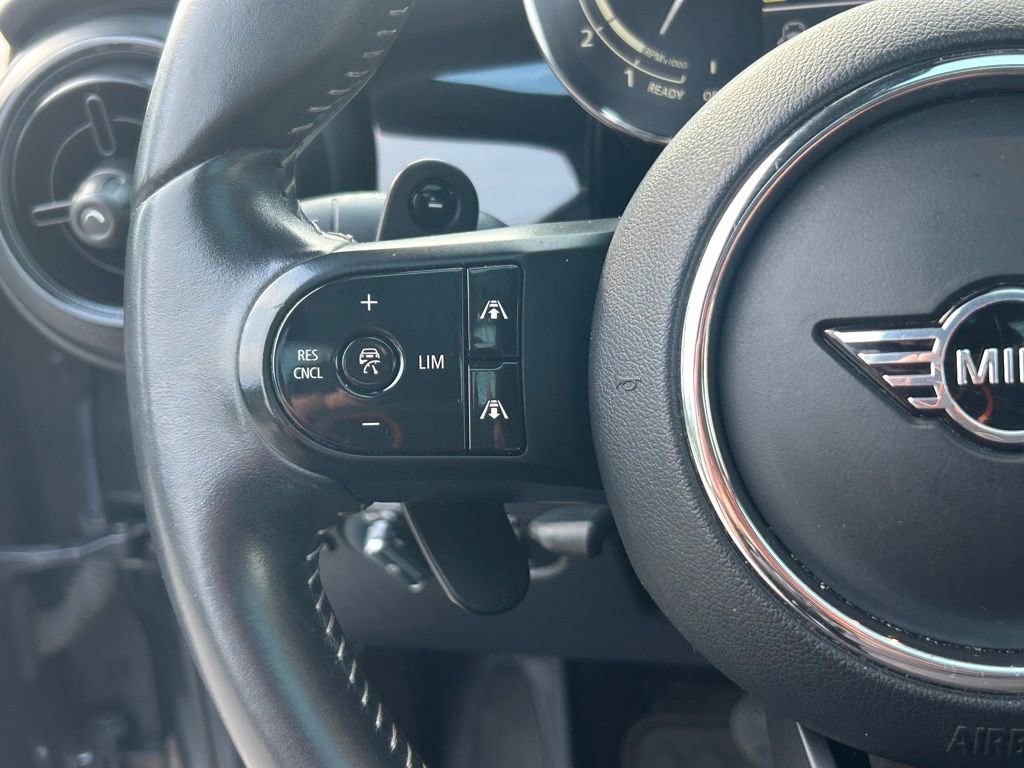 Used 2023 MINI Cooper S w/ Driver Assistance Package image 39