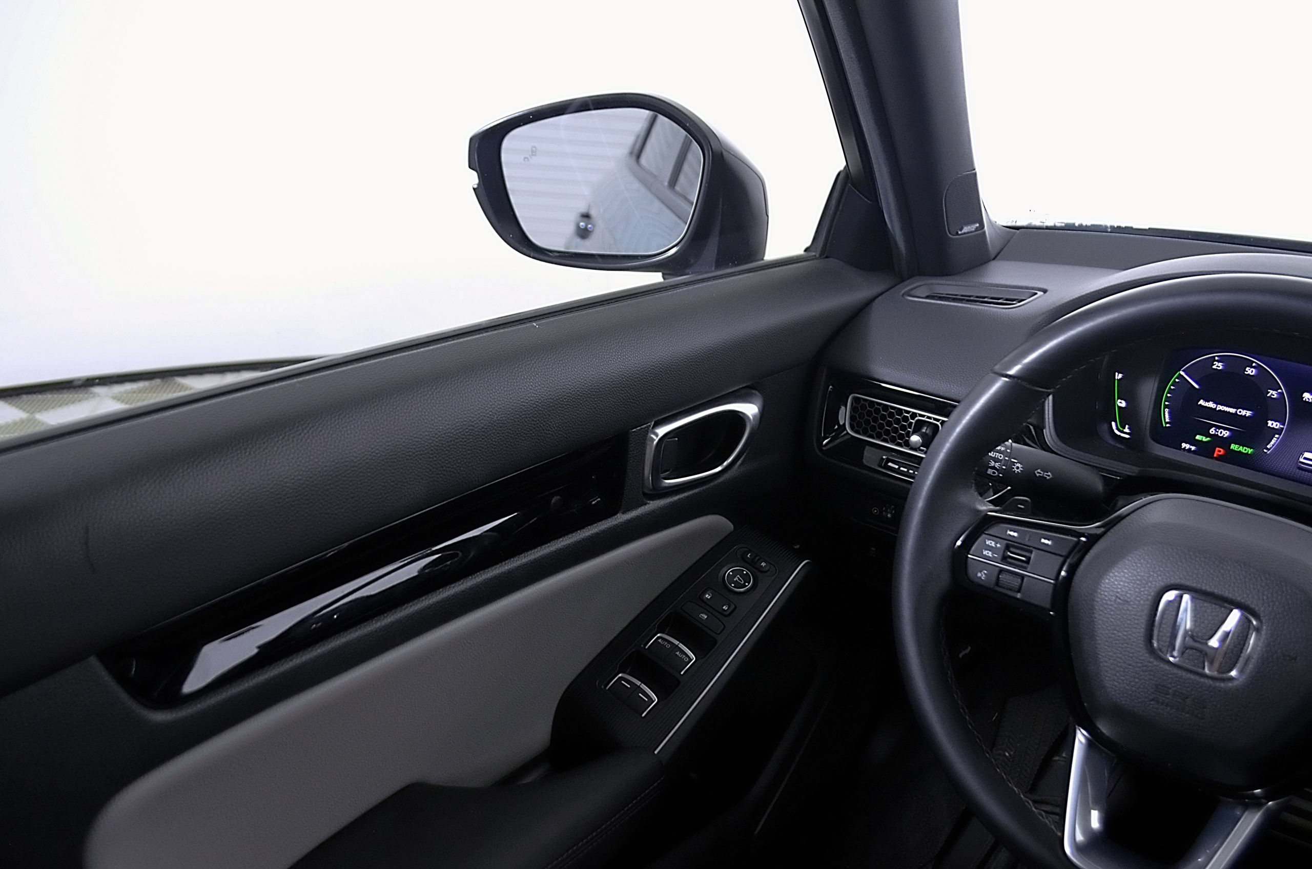 Used 2025 Honda Civic Sport Touring image 25