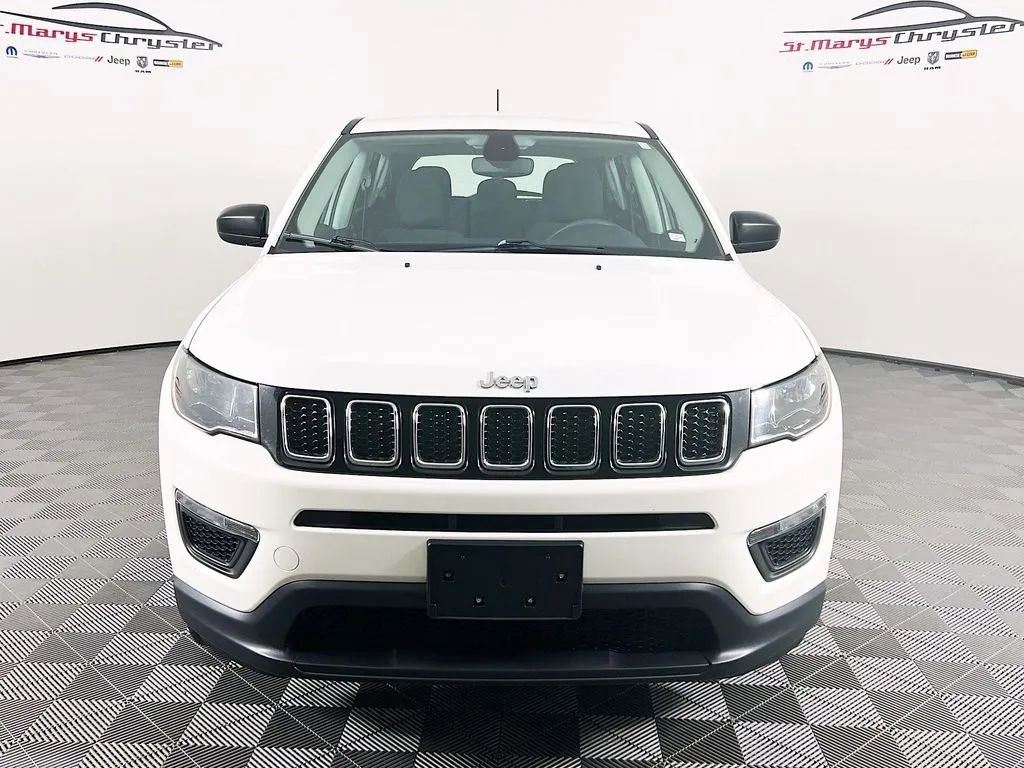 Used 2019 Jeep Compass Sport AWD/4WD image 3