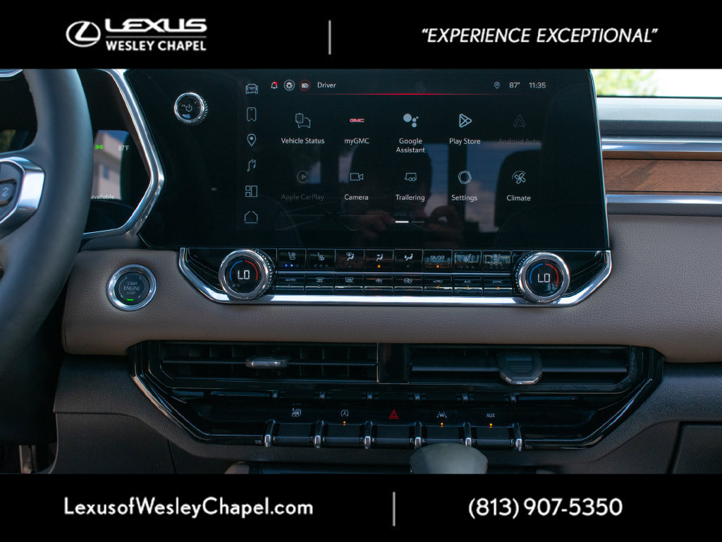 Used 2026 GMC Canyon Denali AWD/4WD image 17