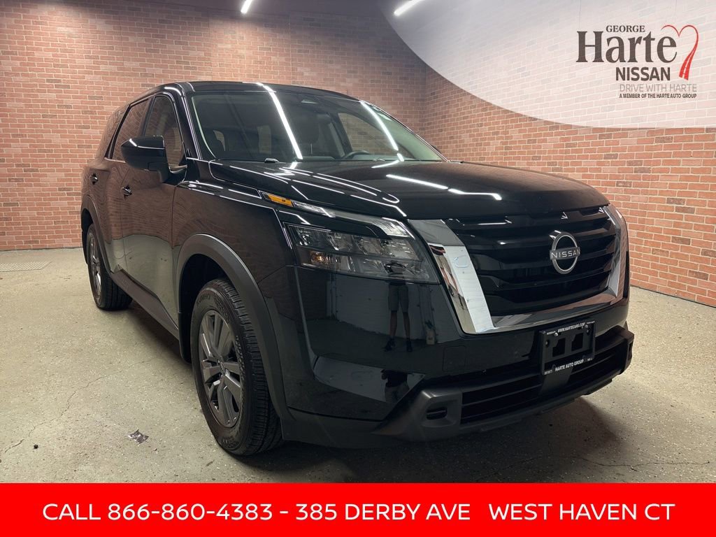 Certified 2024 Nissan Pathfinder S
