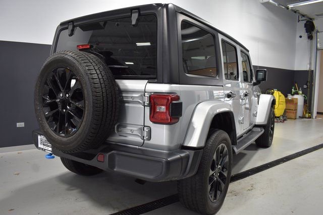 Used 2022 Jeep Wrangler Unlimited Sahara w/ Cold Weather Group image 8