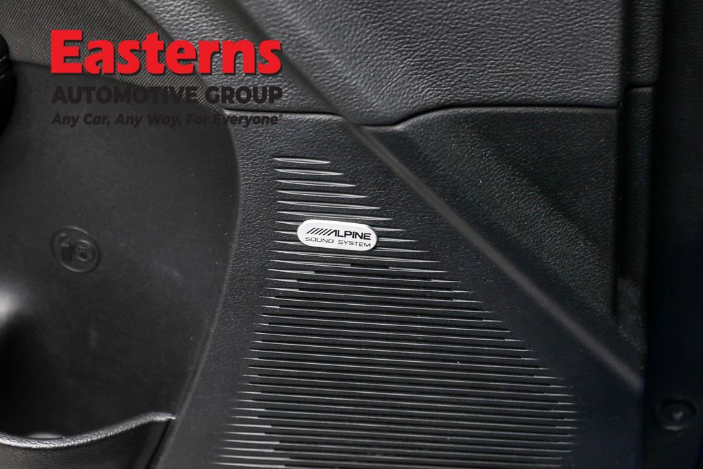 Used 2022 Dodge Challenger R/T Scat Pack w/ Scat Pack Stripe image 21