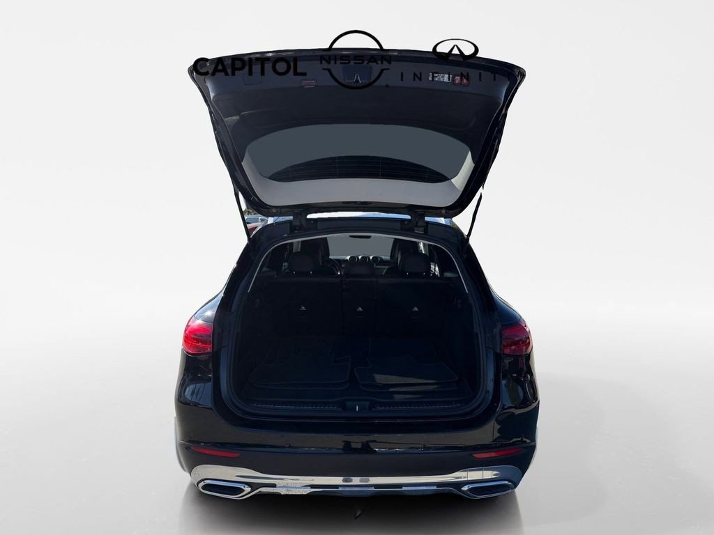 Used 2024 Mercedes-Benz GLC 300 image 9