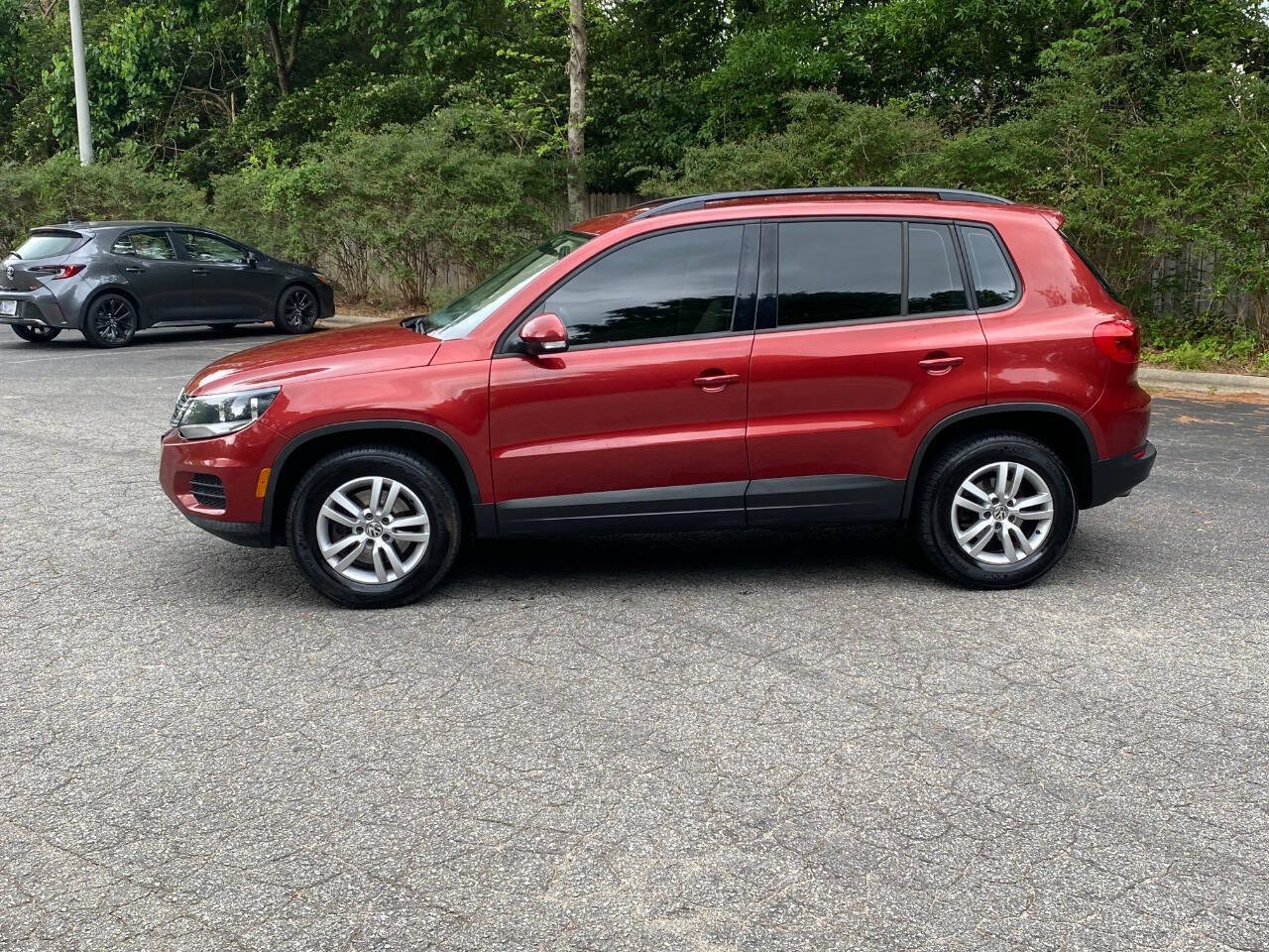 Used 2016 Volkswagen Tiguan S AWD/4WD image 7
