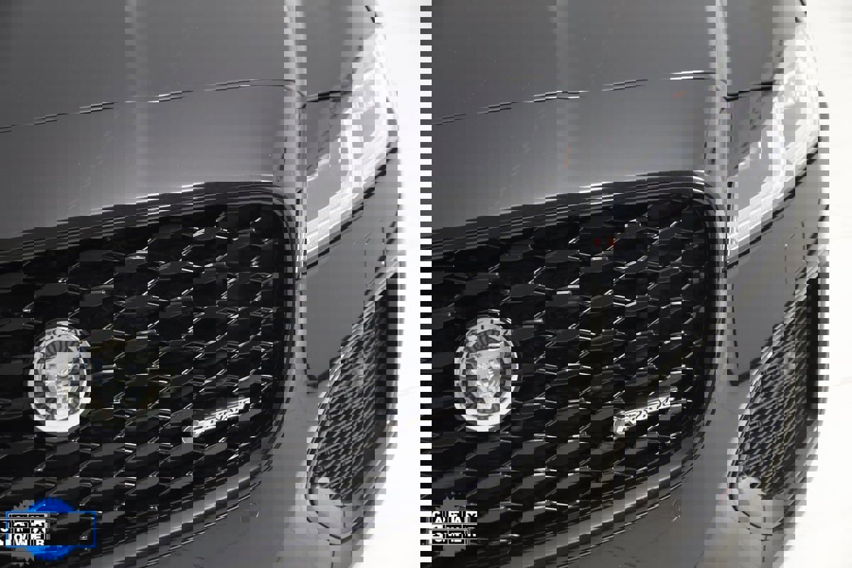 Used 2024 Jaguar XF R-Dynamic SE image 18