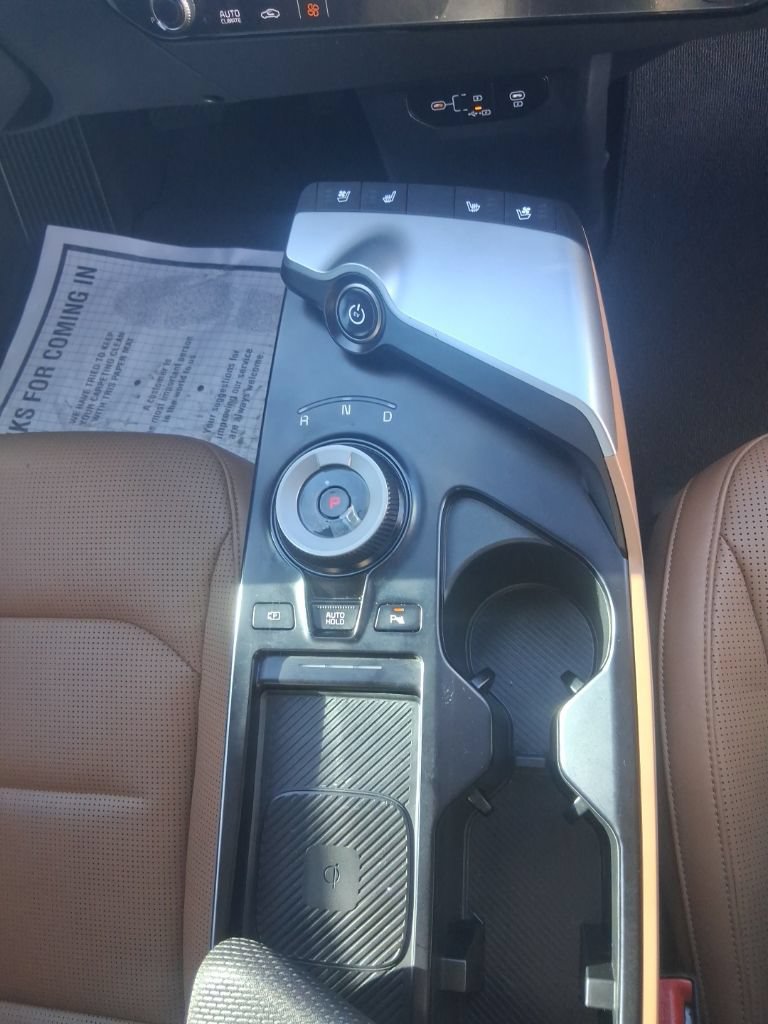 Used 2025 Kia EV6 Wind RWD image 18