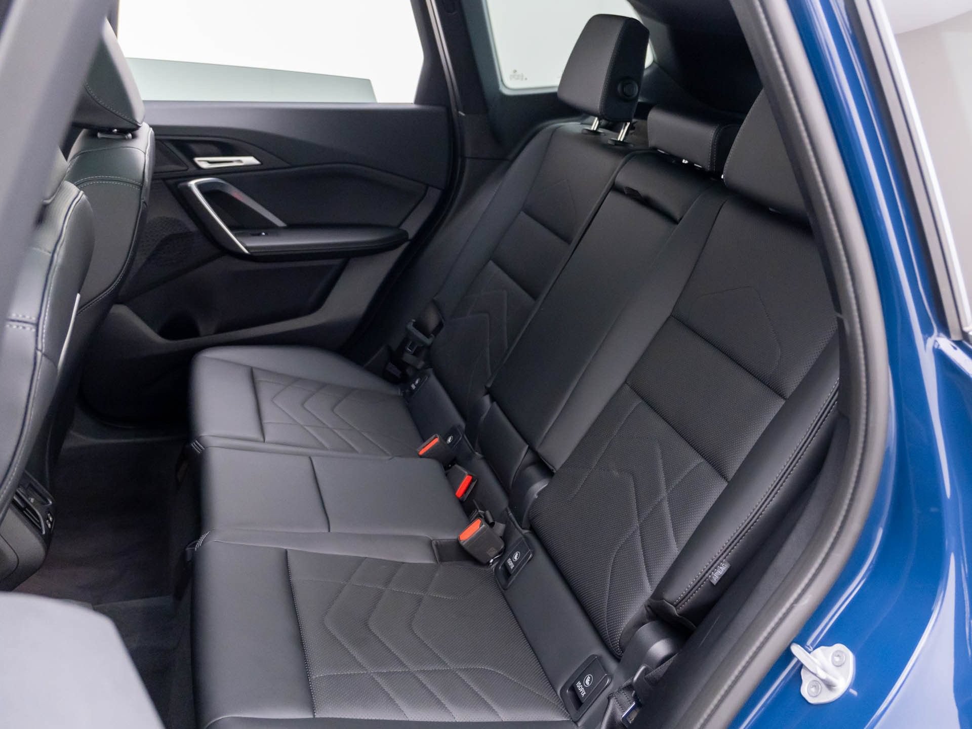 Certified 2026 BMW X1 xDrive28i AWD/4WD image 17