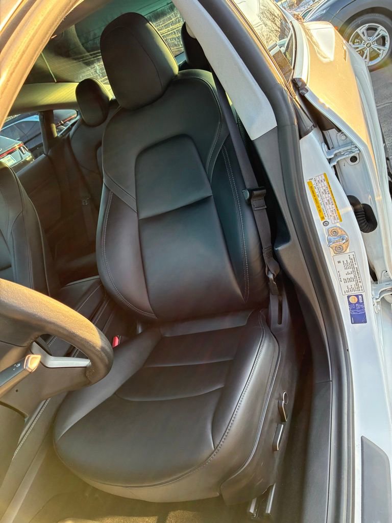 Used 2021 Tesla Model 3 Performance image 18