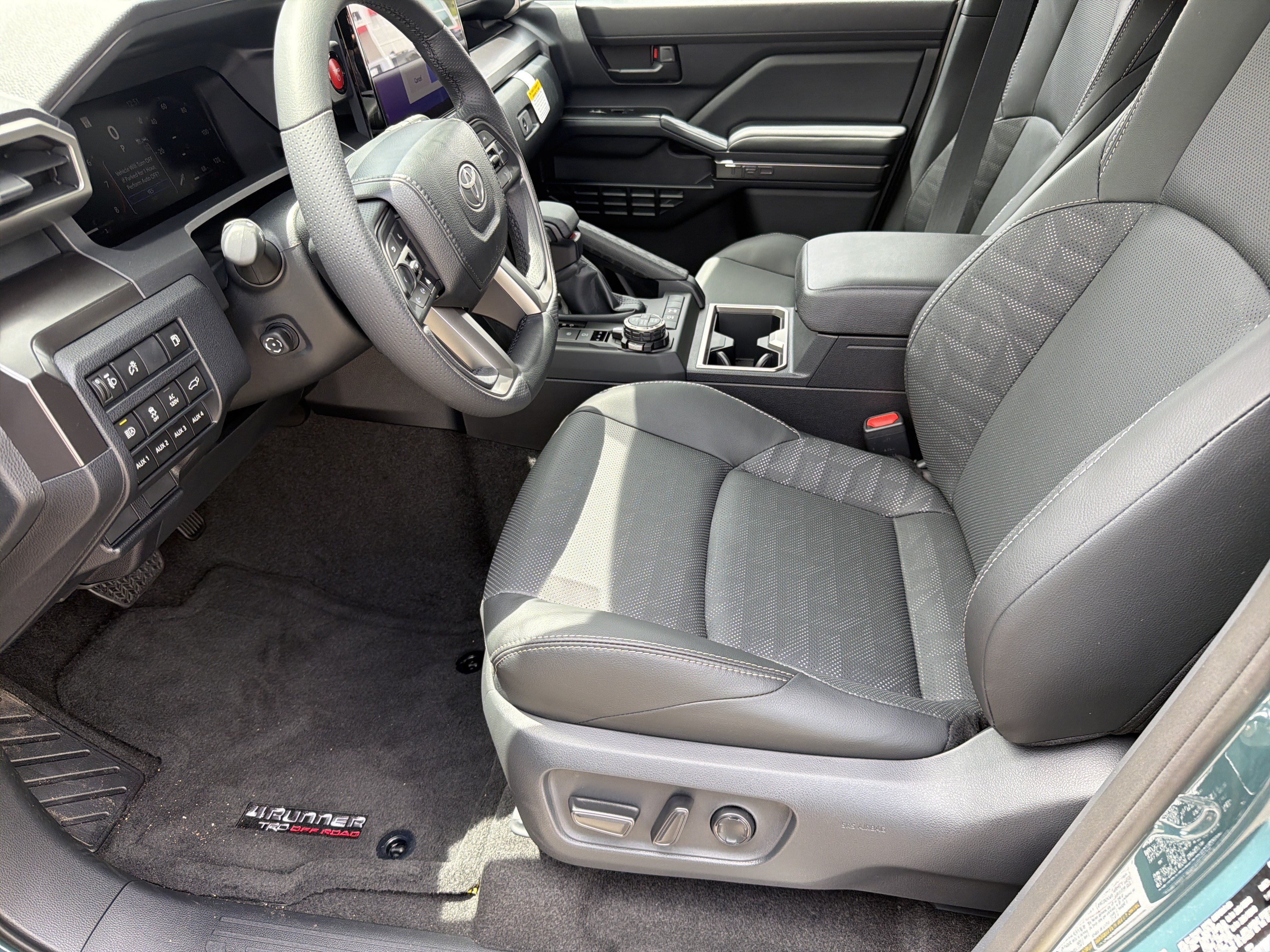 New 2026 Toyota 4Runner TRD Off-Road Premium AWD/4WD image 9
