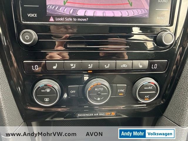 Certified 2022 Volkswagen Passat 2.0T SE FWD image 31
