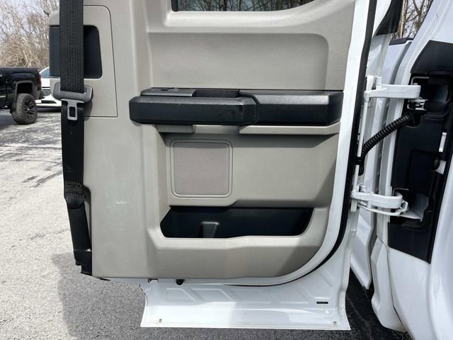 Used 2020 Ford F350 XL w/ Power Equipment Group image 21