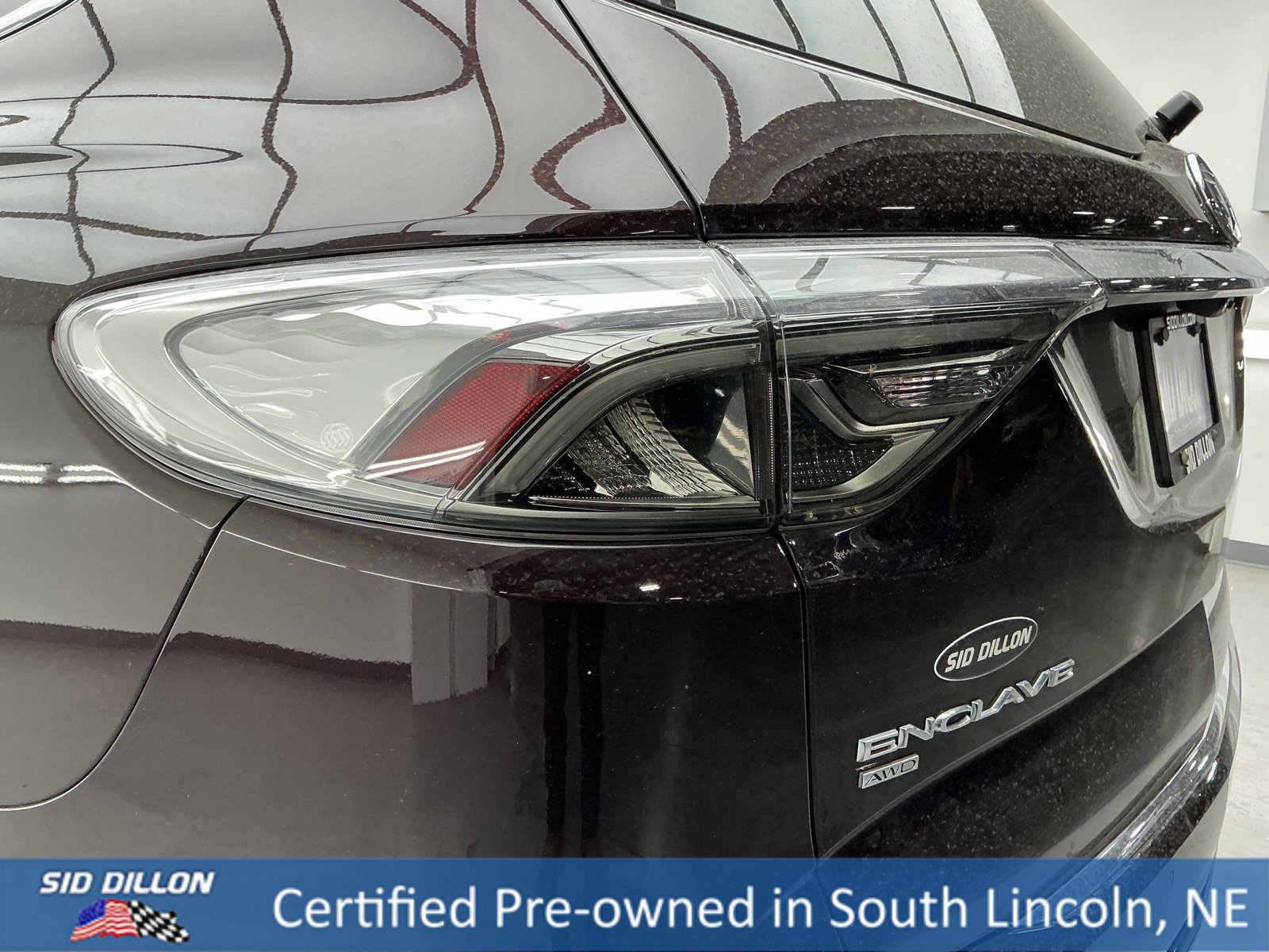 Used 2022 Buick Enclave Avenir w/ Avenir Technology Package image 22