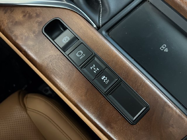 Used 2023 Lexus LX 600 4WD w/ Appearance Package image 26