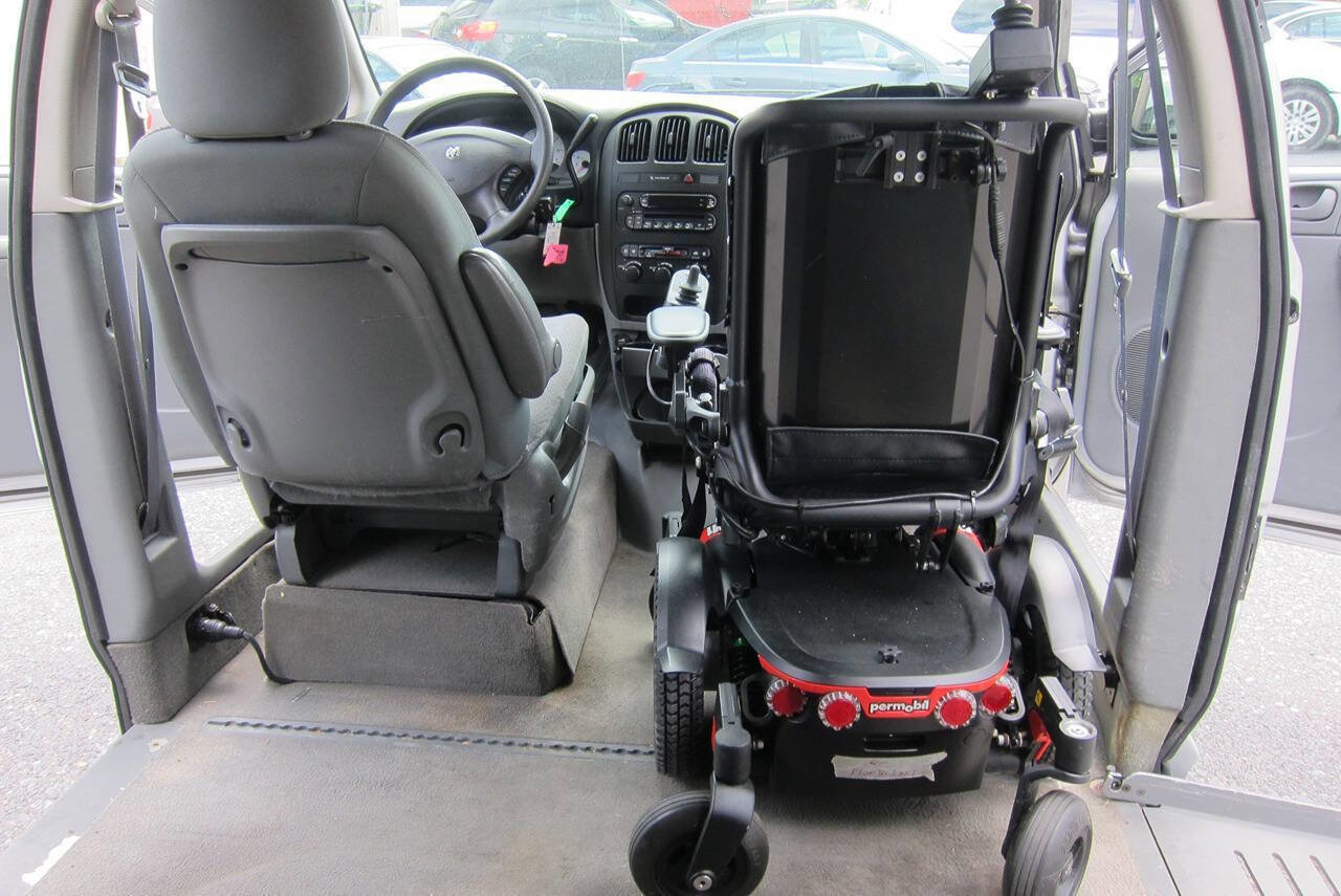 Used 2006 Dodge Grand Caravan SE w/ Popular Equipment Group I FWD image 20
