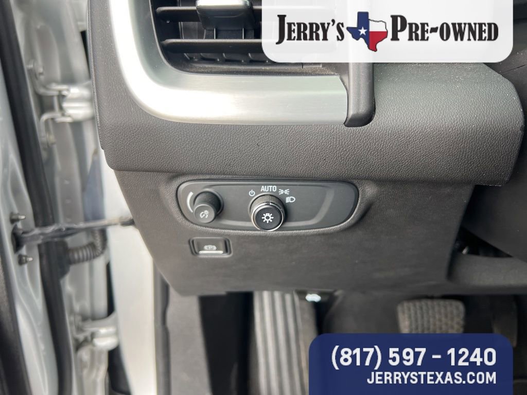 Used 2022 GMC Terrain SLE w/ Driver Convenience Package image 13