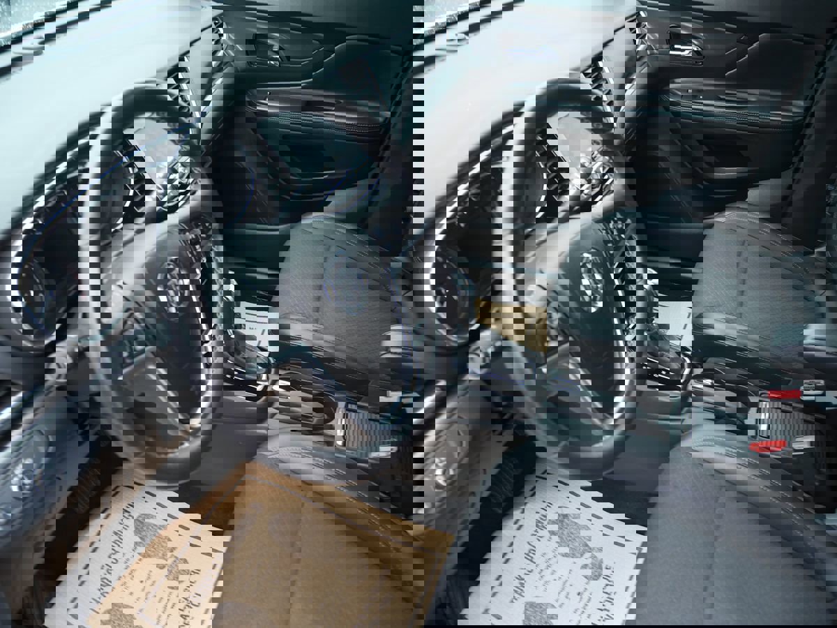 Used 2022 Buick Encore Preferred w/ Safety Package image 12