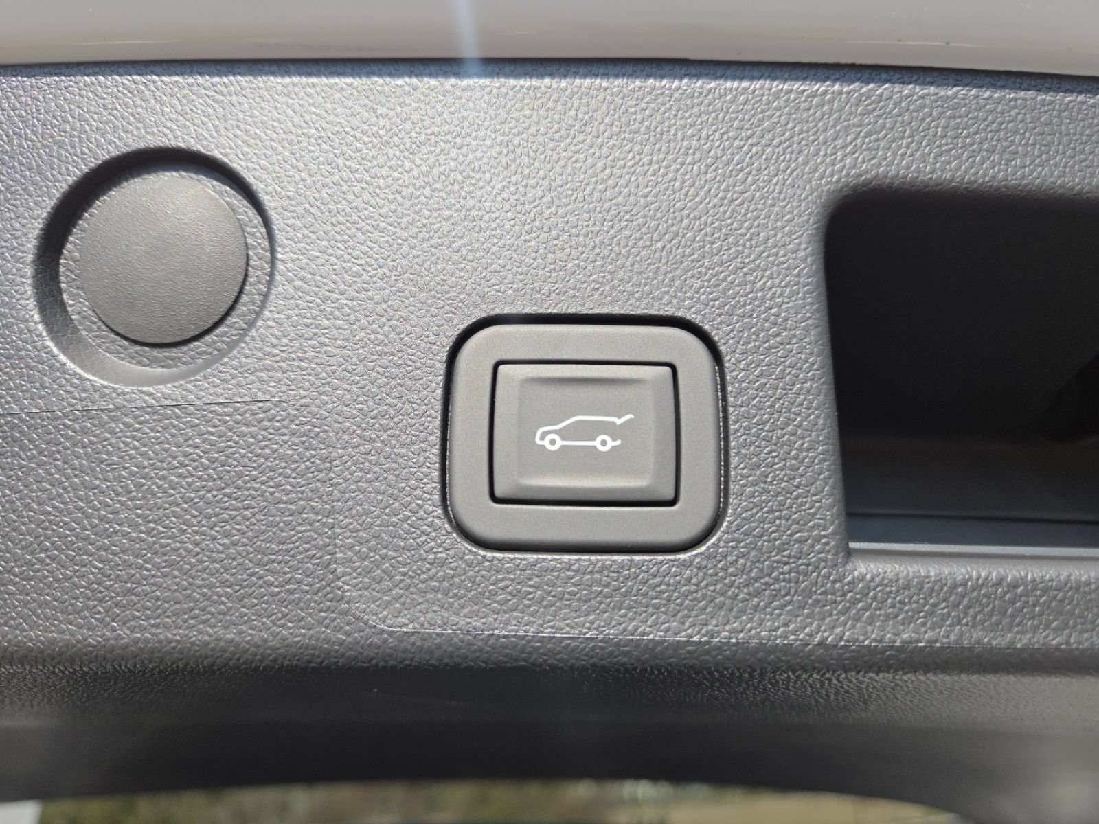 New 2026 GMC Terrain AT4 w/ Technology Package II AWD/4WD image 23