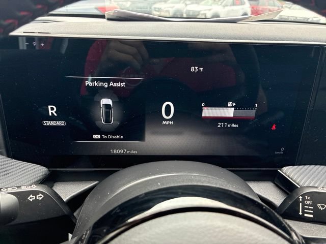 Used 2025 Nissan Kicks SR w/ Illumination Package FWD image 27