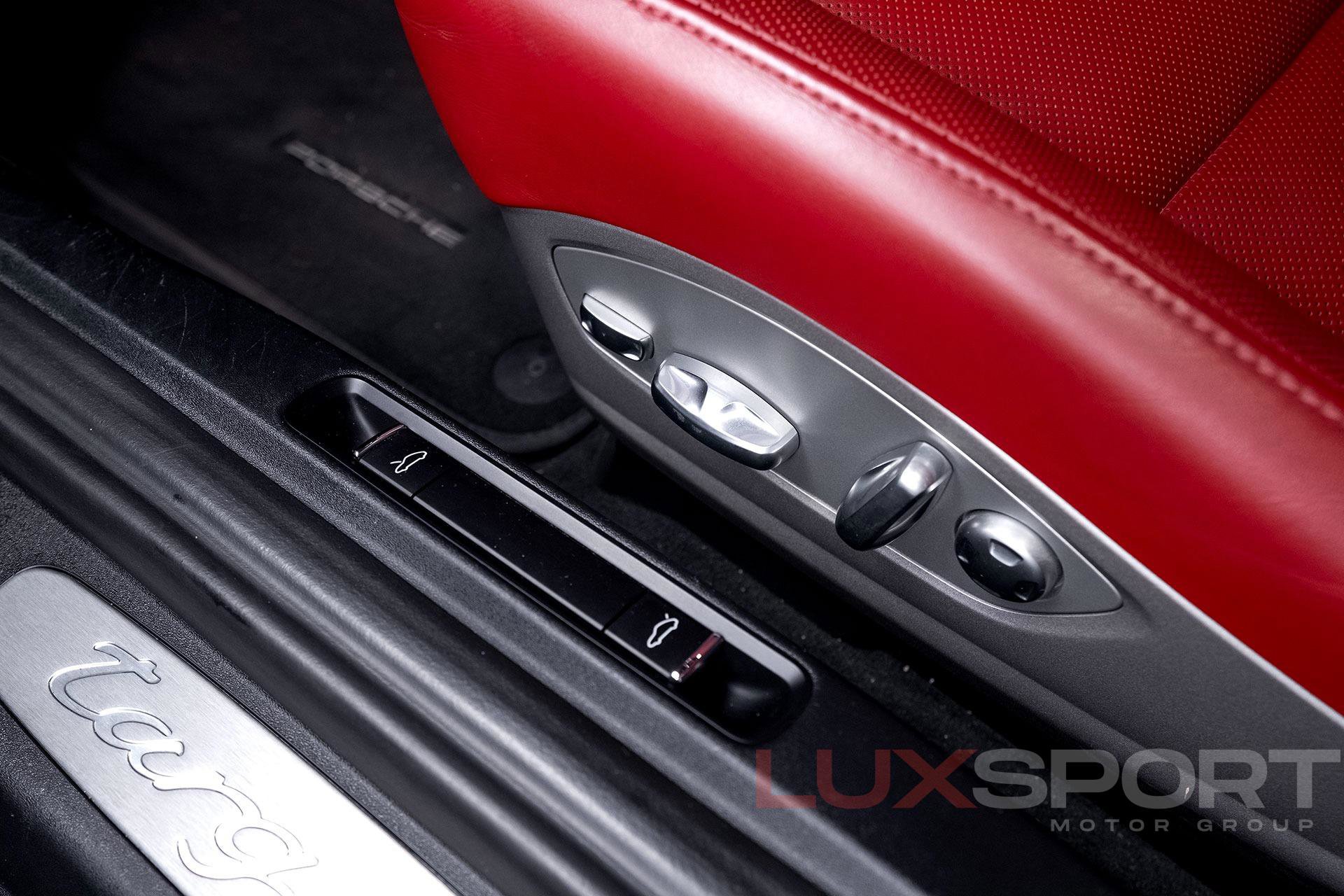 Used 2017 Porsche 911 Targa 4S image 24