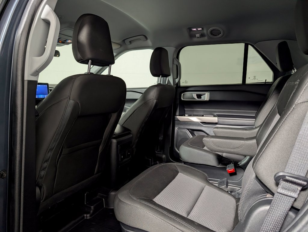 Certified 2023 Ford Explorer XLT AWD/4WD image 12