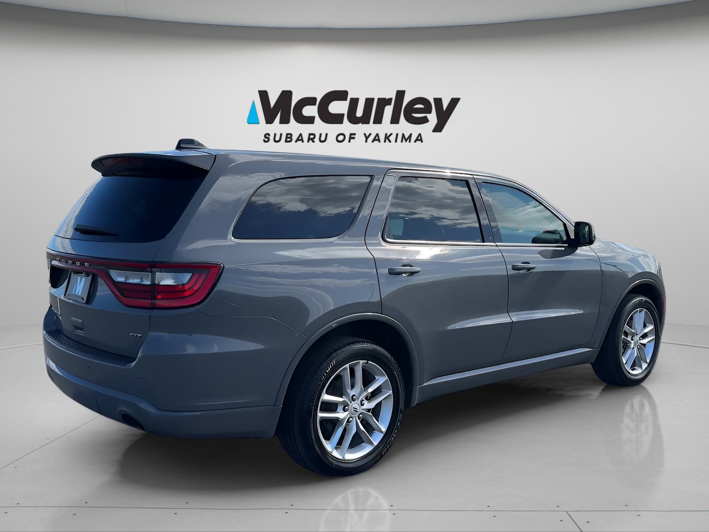 Used 2025 Dodge Durango GT AWD/4WD image 6